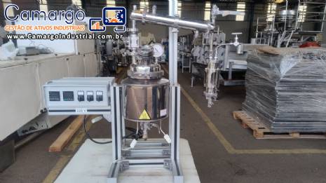 Reator encamisado de média pressão para laboratório em inox Metalquim 10 litros