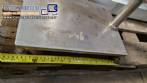 Recravadeira manual com pin�a em inox bancada Km m�quinas