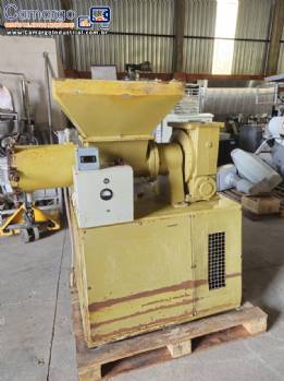 Extrusora para sabonetes sab�o Claumaq simplex 200